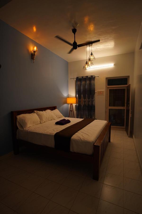 Omkara - The Fives Guest House Tiruvannāmalai Exterior foto